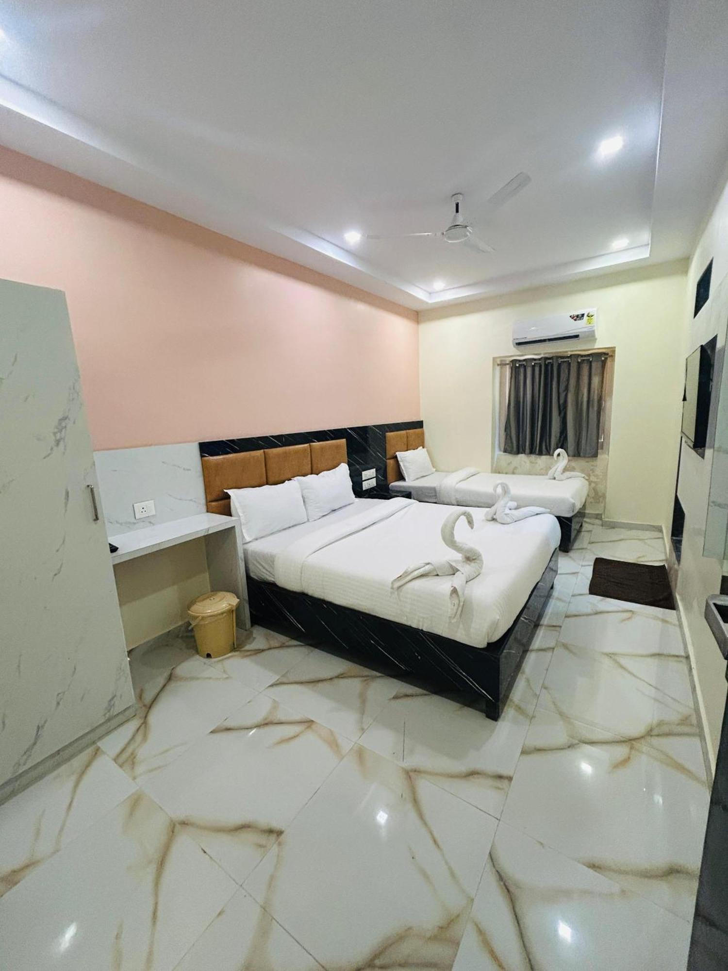 Hotel Rinza Residency Mumbai Exterior foto